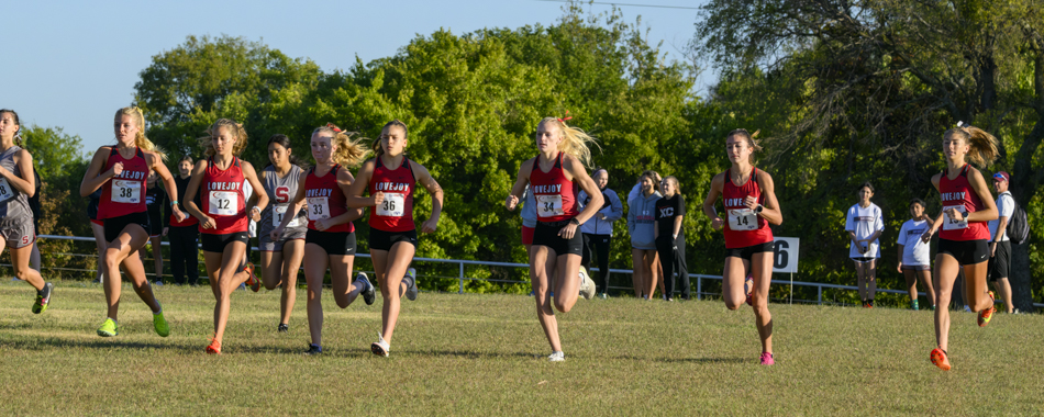 start of the Varsity Girls Championship race start of the Varsity Girls Championship race