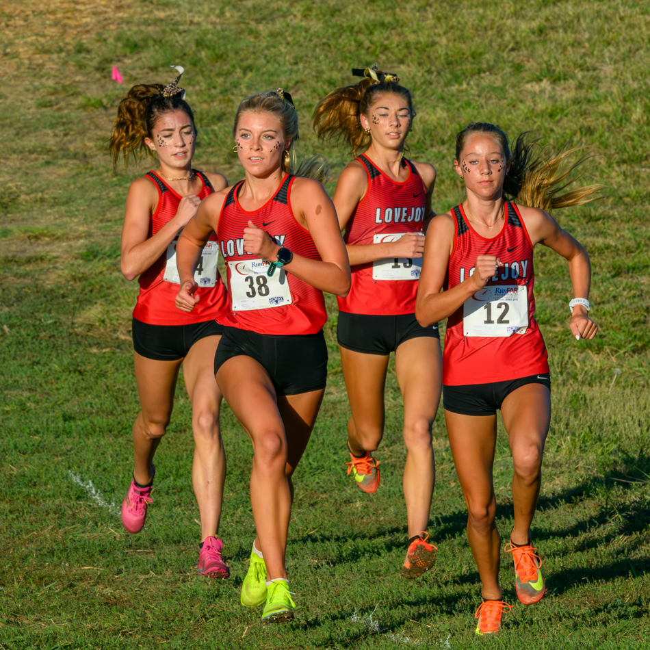 Varsity girls lead pack Varsity girls lead pack